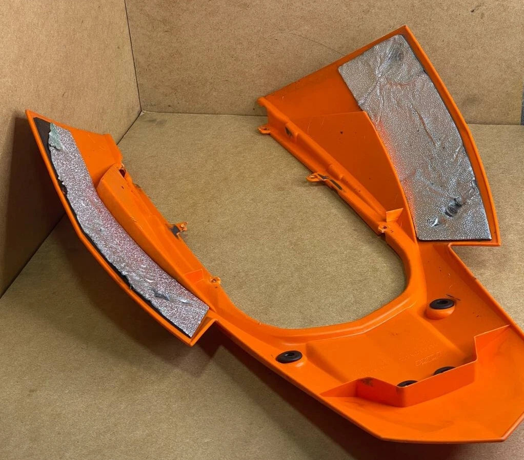 KTM 950 supermoto SM rear plastic spoiler wing damage 62508018000 orange