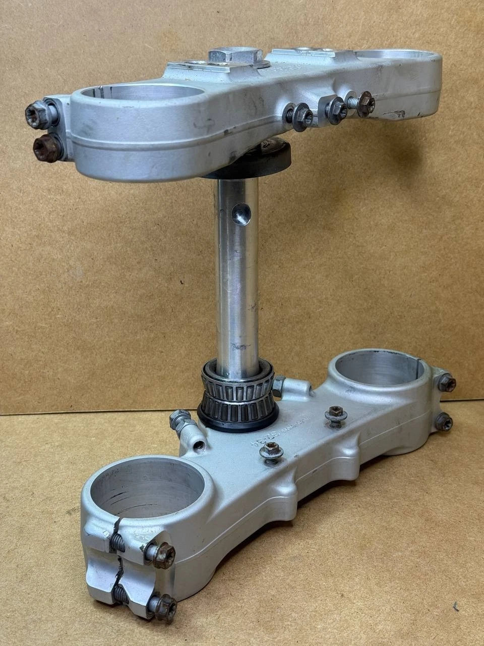 KTM 690 SMC R Enduro Triple Clamp 32-34 Offset 2008-2018 76501131033 76501134033