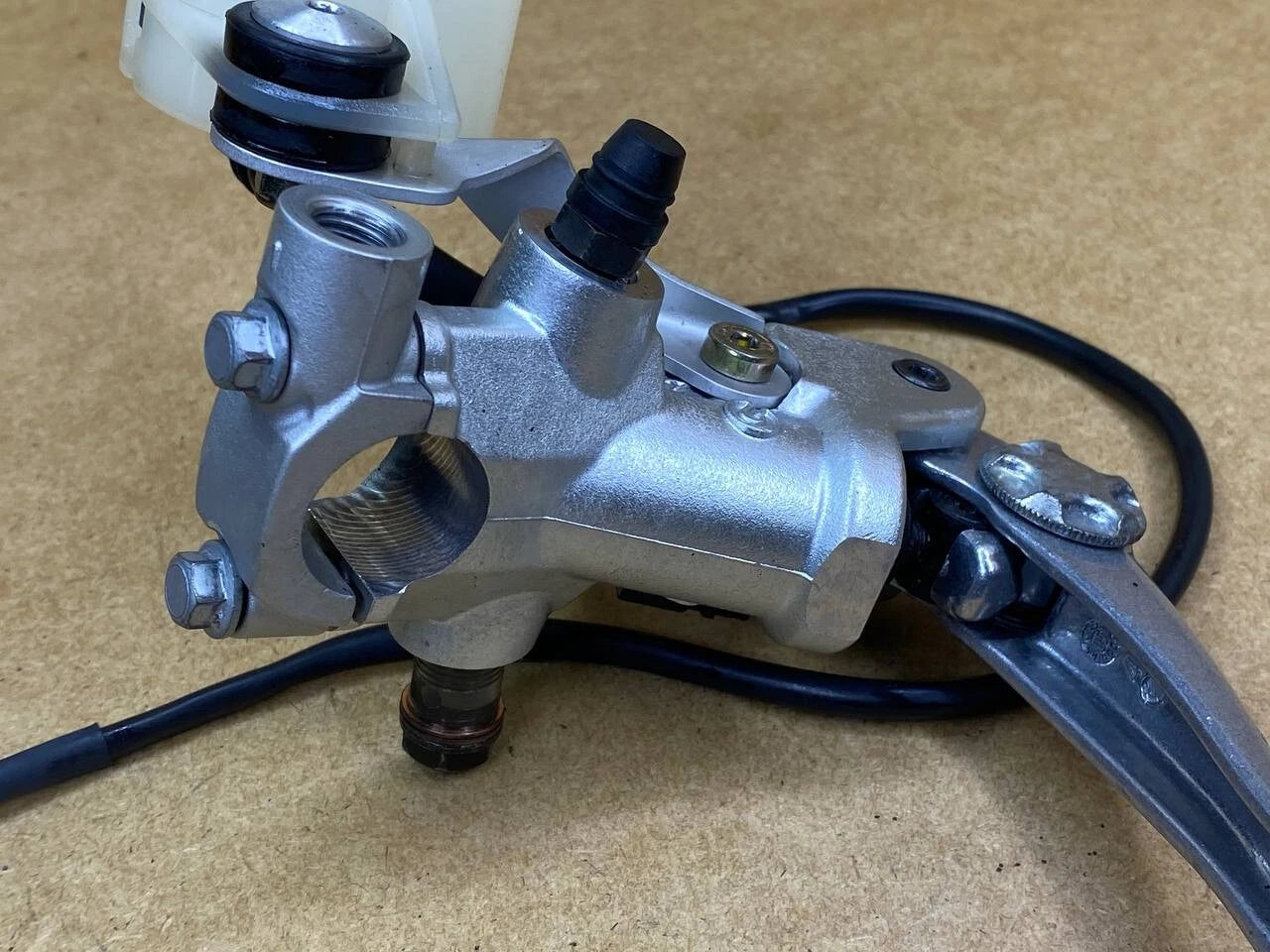 KTM 950 * 690 950 1090 * SM Hand brake master Cylinder lever 62513001000 brembo