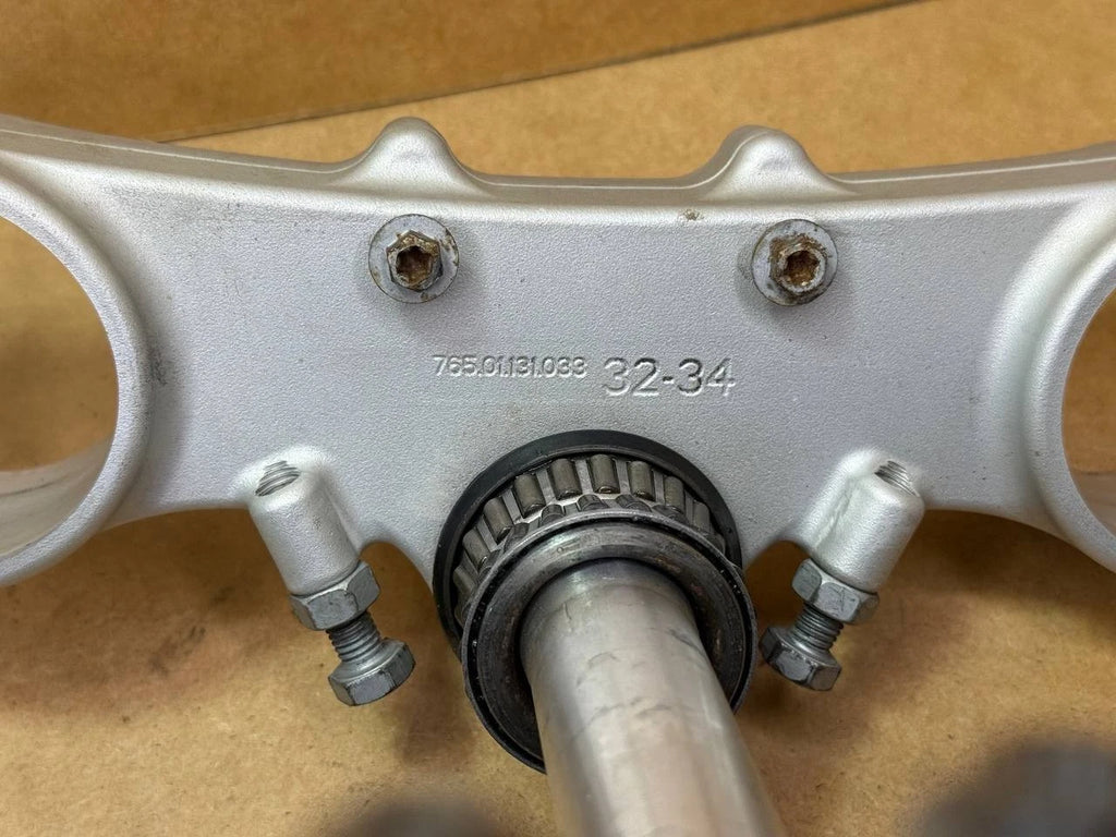 KTM 690 SMC R Enduro Triple Clamp 32-34 Offset 2008-2018 76501131033 76501134033