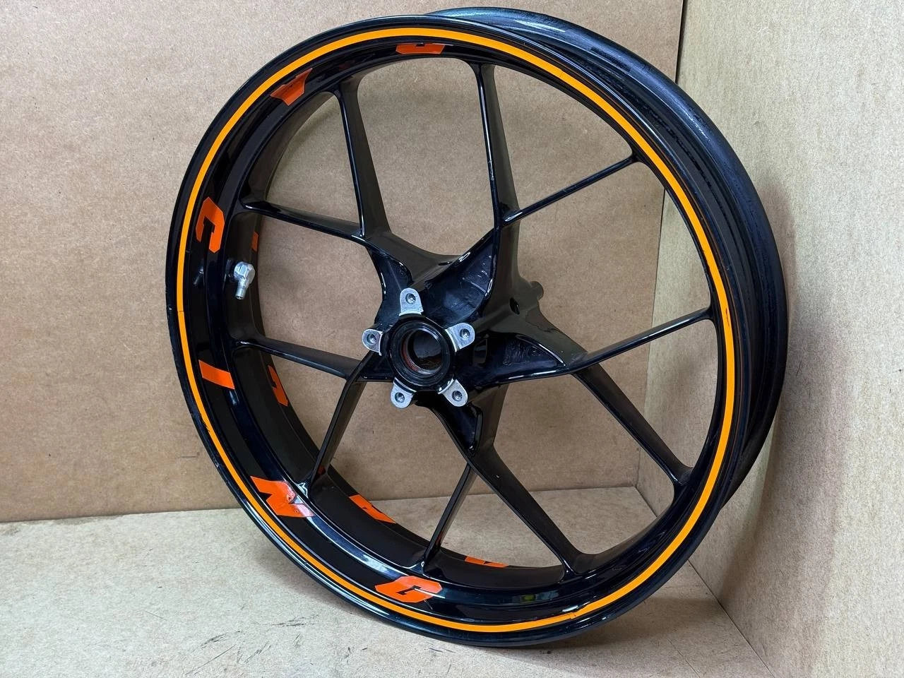 Share KTM 1290 Super duke GT R 2014-2023 Front Wheel disc 61609001244C1 6130900104430