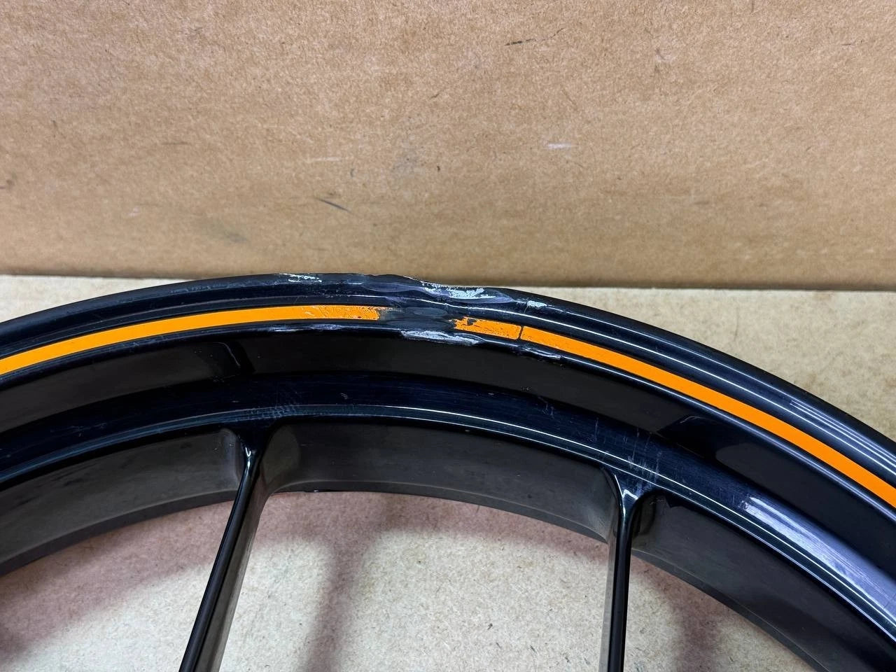 Share KTM 1290 Super duke GT R 2014-2023 Front Wheel disc 61609001244C1 6130900104430
